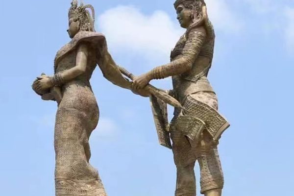 Echoes of Antiquity — Historical Figure FRP Sculptures for European Cultural Museum