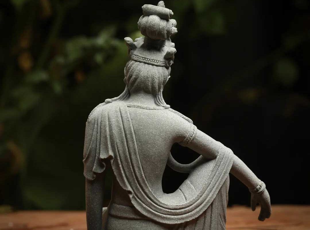 Bluestone Water-Moon Guanyin (Avalokiteshvara) Courtyard Landscape Sculpture - 3