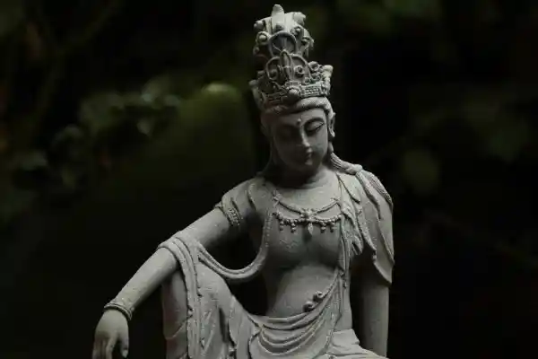 Bluestone Water-Moon Guanyin (Avalokiteshvara) Courtyard Landscape Sculpture