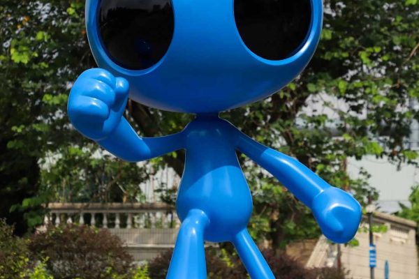 Installation of the “Klein Blue Vitality” Mascot IP Sculpture