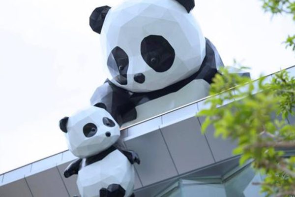 Giant Climbing Panda — Large-Scale FRP Wall-Mounted Sculpture for Zoo Entrance