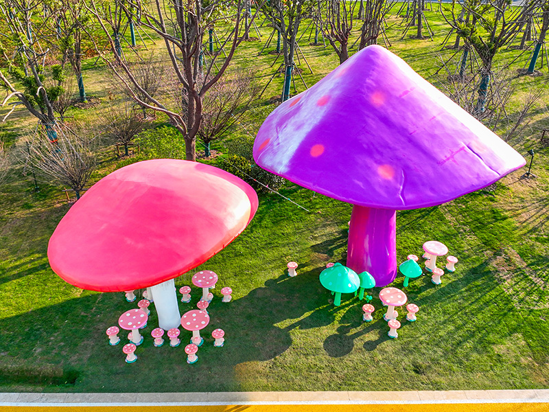 Enchanted Garden Mushrooms — Giant FRP Botanical Sculpture Installation for Resort - 2