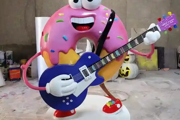 Melody Donut — Colorful FRP Music-Themed Sculpture for Shopping Center