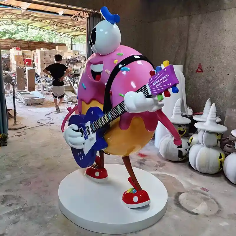 Melody Donut — Colorful FRP Music-Themed Sculpture for Shopping Center - 3