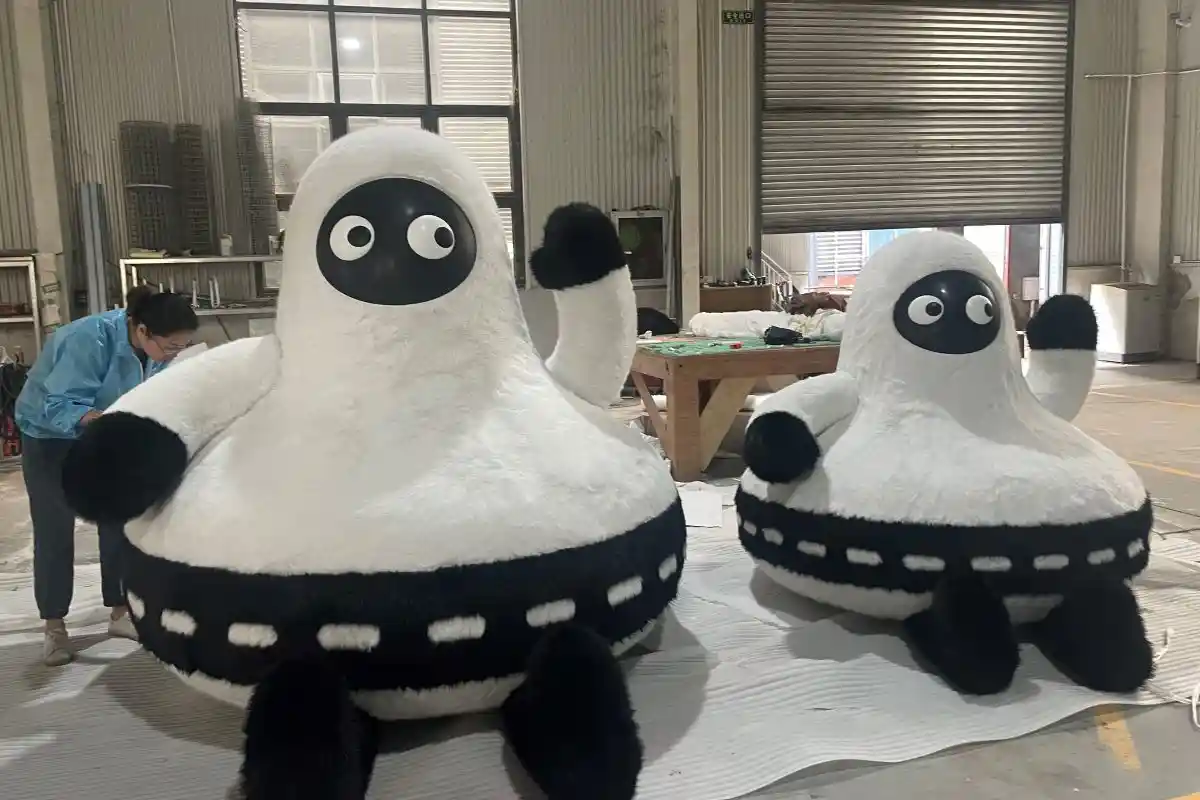 Adorable Cartoon Plush — Custom Realistic Plush-Coated FRP Figures for Displays - 2