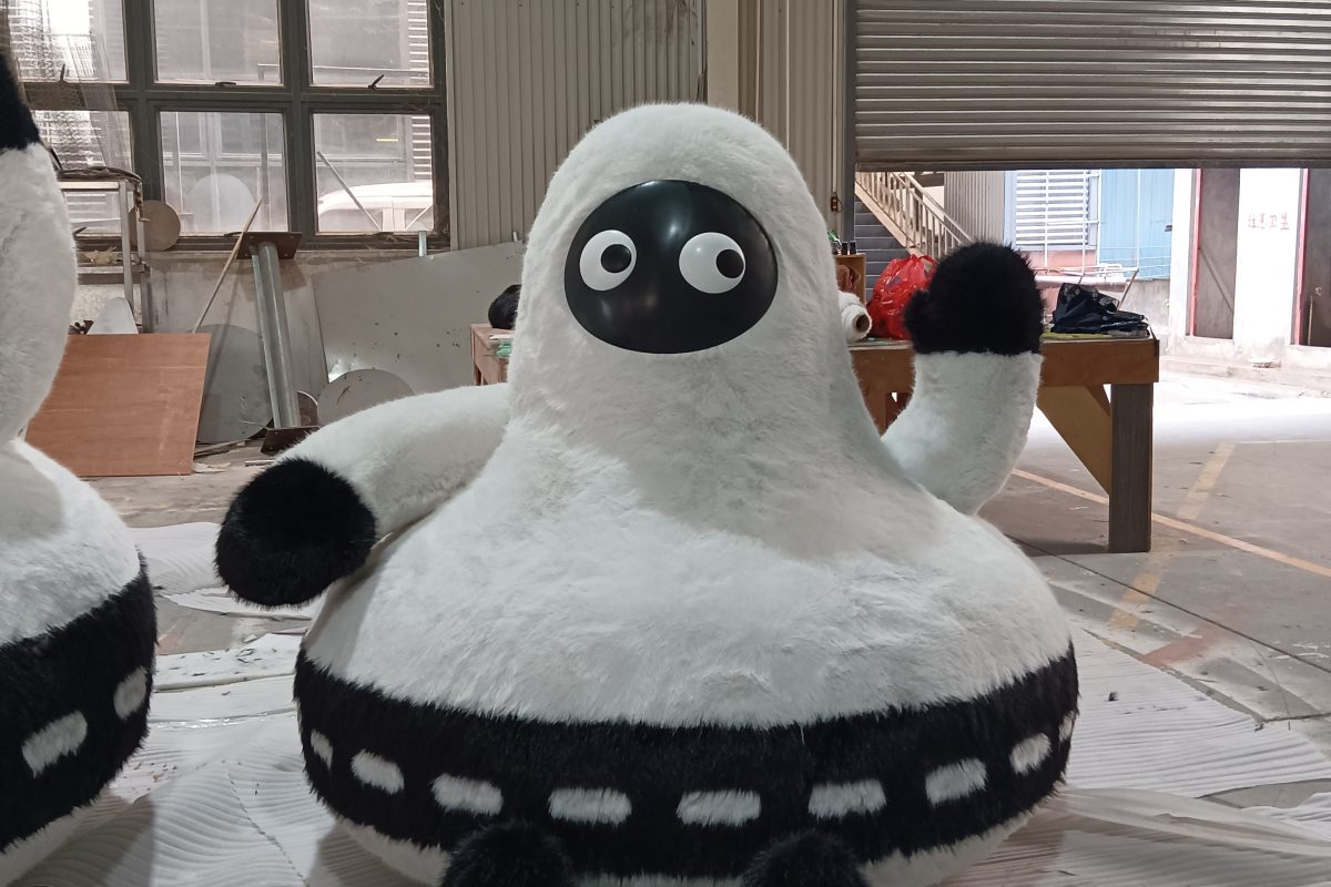 Adorable Cartoon Plush — Custom Realistic Plush-Coated FRP Figures for Displays - 5