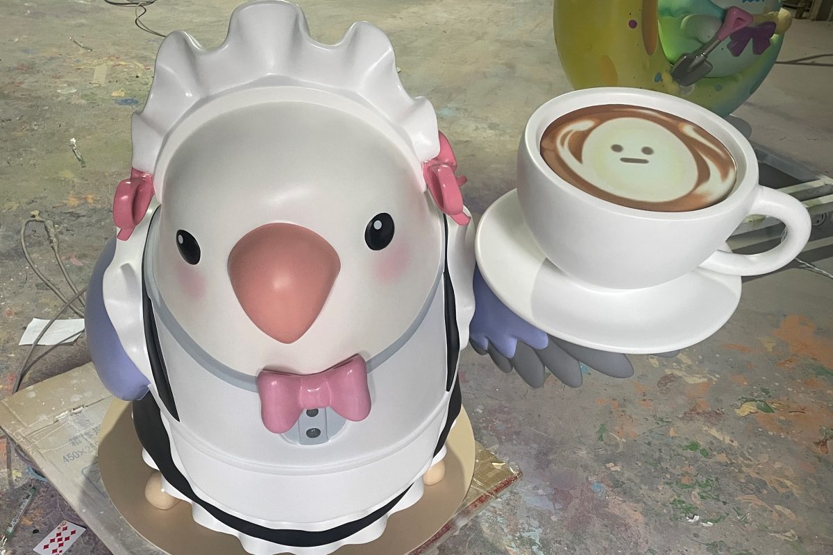 Trendy Cartoon Chicken — Stylish FRP Chicken Sculptures for Displays and Decor - 3