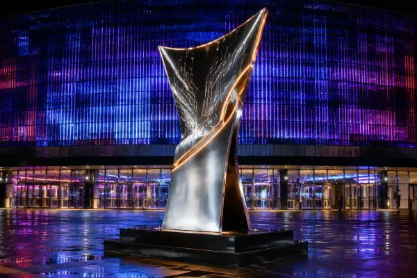 Esports Arena & Gaming Venue Sculpture: Landmarks, Trophies & Mascot Statues